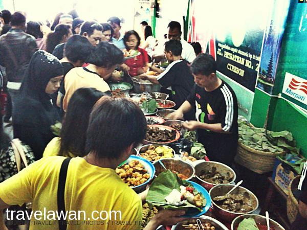  - Kuliner Cirebon  - Nasi Jamblang Mang Dul 4